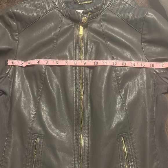Jacket - Picture 6 of 7